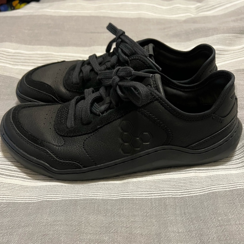 Vivobarefoot Gobi Leather Sneaker